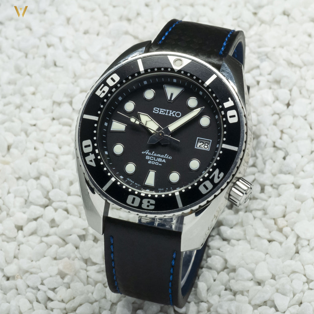 Bracelet de montre Racing Carbone bleu 20 mm sur Seiko Sumo